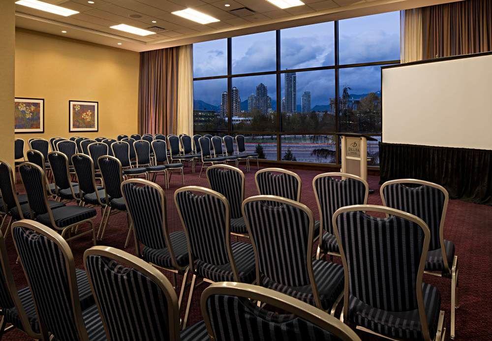 Delta Hotels By Marriott Burnaby Conference Centre Екстер'єр фото